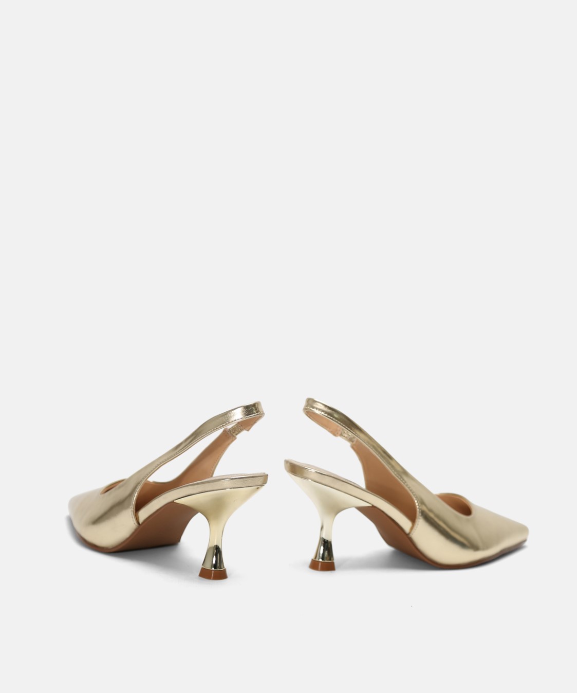 Sapato salto aberto dourado image number null